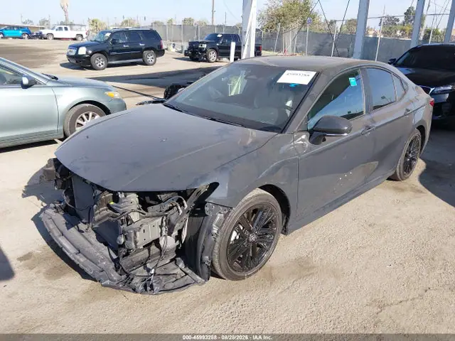 4T1DAACK5SU117629 — 2025 Toyota Camry SE, фото 2 с аукциона IAAI 14.10.2026, Передняя часть справа
