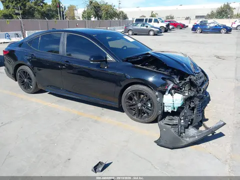 4T1DAACK1SU139773 — 2025 Toyota Camry SE, Передняя часть (Front End), фото до ремонта
