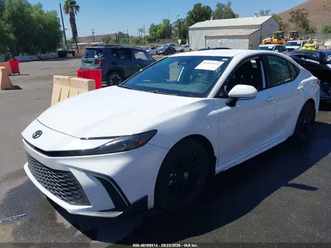 2025 Toyota CAMRY SE VIN 4T1DAACK1SU040533 фото 2