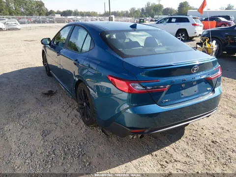 2025 Toyota CAMRY SE VIN 4T1DAACKXSU608911 фото 3