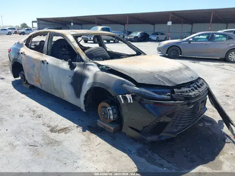 4T1DAACK9TU664209 — 2026 Toyota Camry SE, Угон (Theft), фото до ремонта