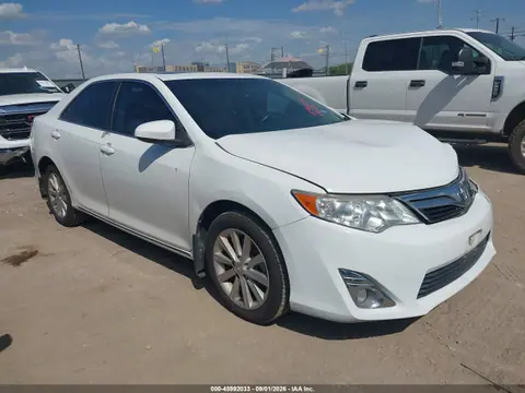 4T4BF1FK5ER379973 — 2014 Toyota Camry XLE, Передняя часть (Front End), фото до ремонта