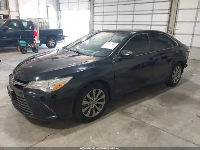 4T1BF1FK3FU943406 — 2015 Toyota Camry XLE, фото 2 с аукциона IAAI 29.09.2026, Задняя часть
