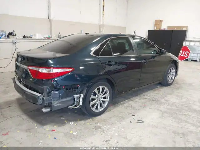 4T1BF1FK3FU943406 — 2015 Toyota Camry XLE, фото 4 с аукциона IAAI 29.09.2026, Задняя часть