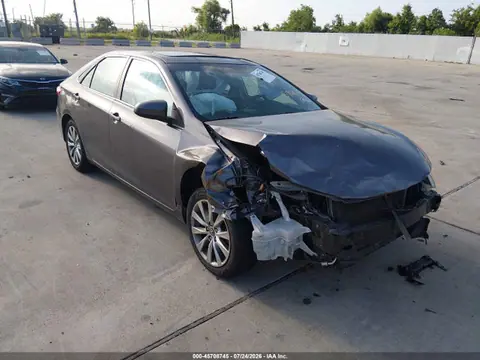 4T1BF1FK8HU619399 — 2017 Toyota Camry XLE, Передняя часть (Front End), фото до ремонта