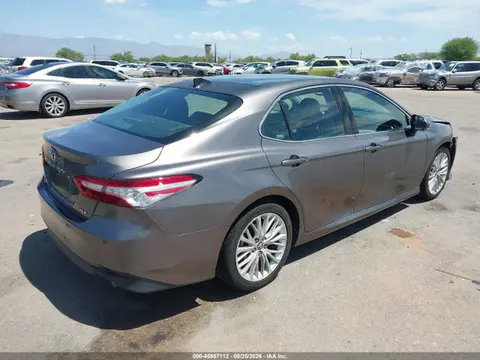 2018 Toyota CAMRY XLE VIN 4T1B11HK1JU014884 фото 4