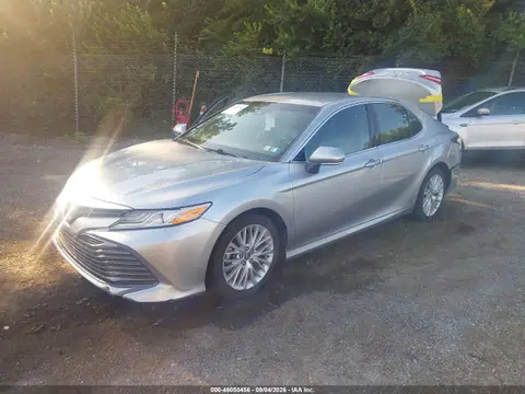 2018 Toyota CAMRY XLE VIN 4T1B11HK4JU055185 фото 2