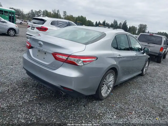 4T1B11HKXJU091253 — 2018 Toyota Camry XLE, фото 4 с аукциона IAAI 30.09.2026, Передняя часть