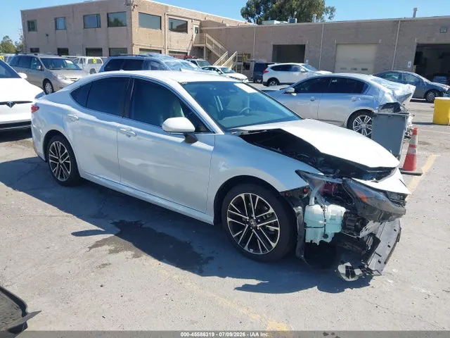 2025 Toyota CAMRY XLE VIN 4T1DAACKXSU070193 фото 1