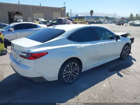 2025 Toyota CAMRY XLE VIN 4T1DAACKXSU070193 фото 4