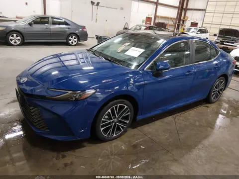 2025 Toyota CAMRY XLE VIN 4T1DBADK8SU026771 фото 2