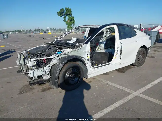 4T1KZ1AK1NU063432 — 2022 Toyota Camry XSE V6, фото 2 с аукциона IAAI 13.10.2026, Угон