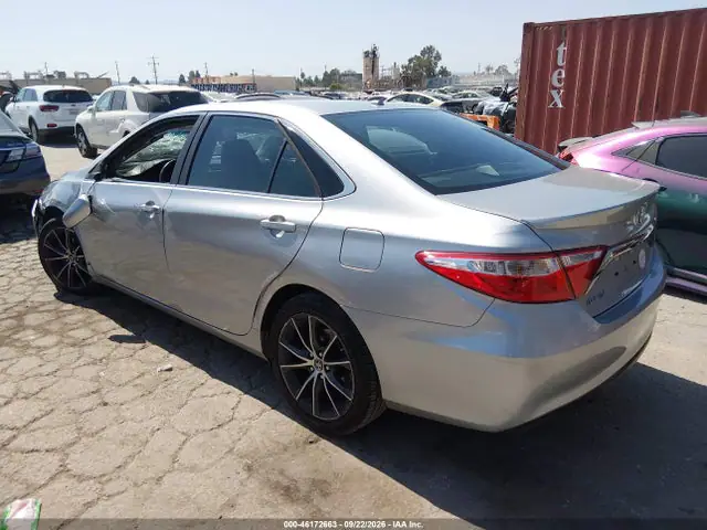4T1BF1FK5FU008324 — 2015 Toyota Camry XSE, фото 3 с аукциона IAAI 14.10.2026, Опрокидывание