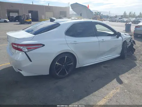 2018 Toyota CAMRY XSE VIN 4T1B61HK6JU048255 фото 4