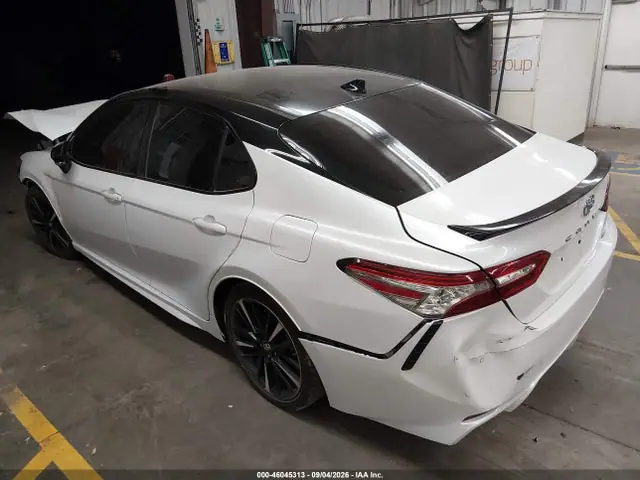 2018 Toyota CAMRY XSE VIN 4T1B61HK3JU066955 фото 3
