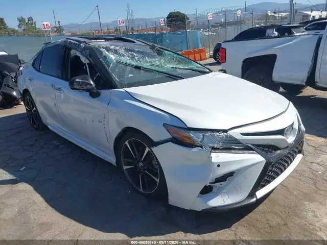 4T1B61HK4JU150783 — 2018 Toyota Camry XSE, Опрокидывание (Rollover), фото до ремонта