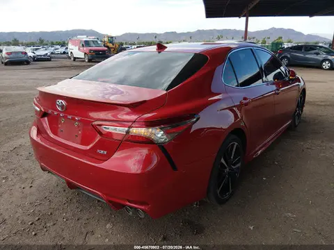 2019 Toyota CAMRY XSE VIN 4T1B61HKXKU186558 фото 4