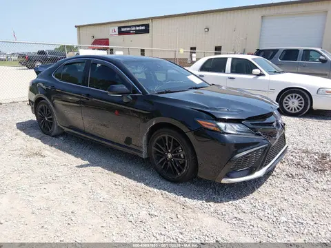 4T1K61AK2PU838557 — 2023 Toyota Camry XSE, Передняя часть (Front & Rear), фото до ремонта