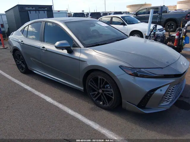 4T1DAACK5SU623056 — 2025 Toyota Camry XSE, Задняя часть (Rear), фото до ремонта