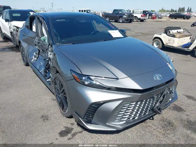 4T1DAACK5SU624160 — 2025 Toyota Camry XSE, Правый бок (Right Side), фото до ремонта