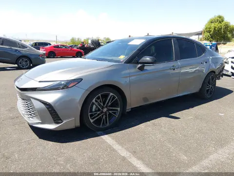 2025 Toyota CAMRY XSE VIN 4T1DAACKXSU634120 фото 2