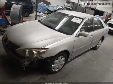 2002 Toyota Camry Le VIN 4T1BE32K92U502359 фото 2