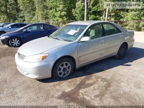 2002 Toyota Camry Le VIN 4T1BE30K52U067410 фото 3