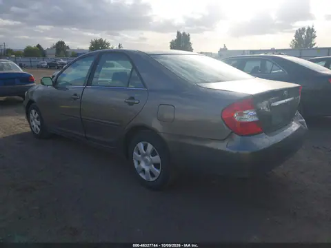 2003 Toyota Camry Le VIN 4T1BE32K03U770265 фото 4