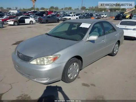2004 Toyota Camry Le VIN 4T1BE32K04U807736 фото 2