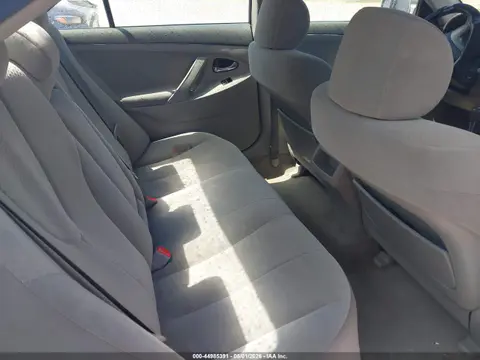 4T1BE46KX7U591821 — 2007 Toyota Camry, Сзади слева, фото до ремонта