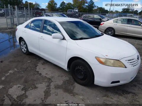 4T1BE46K57U669499 — 2007 Toyota Camry, Естественный износ, фото до ремонта