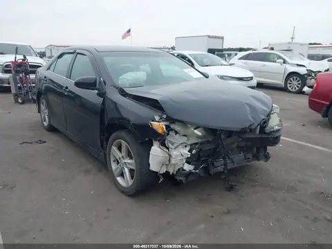 4T1BF1FK8EU468673 — 2014 Toyota Camry, Передняя часть, фото до ремонта