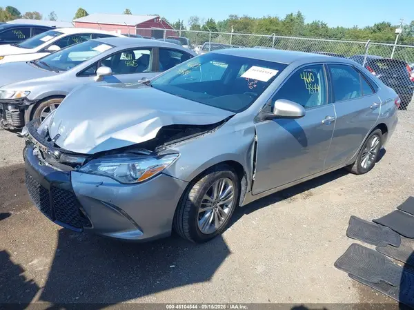 4T1BF1FK6GU186549 — 2016 Toyota Camry, фото 2 с аукциона IAAI 13.10.2026, Передняя часть