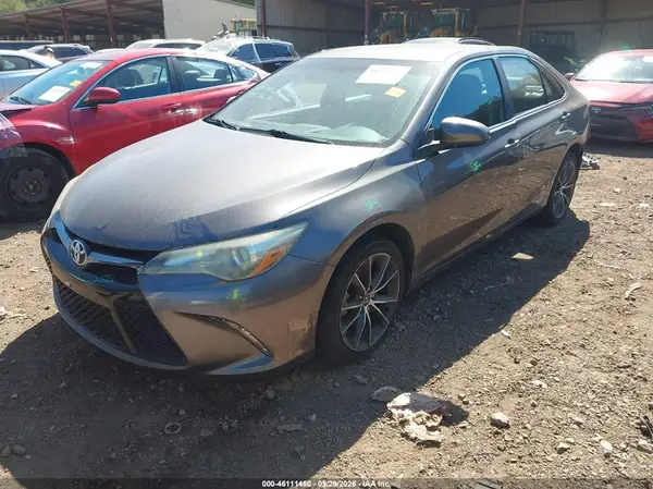 4T1BF1FK7GU196359 — 2016 Toyota Camry, фото 2 с аукциона IAAI, Задняя часть