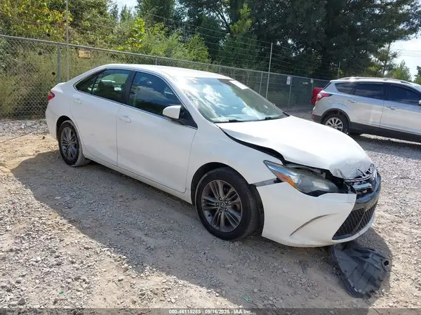 4T1BF1FK0GU206858 — 2016 Toyota Camry, Передняя часть (Front End), фото до ремонта