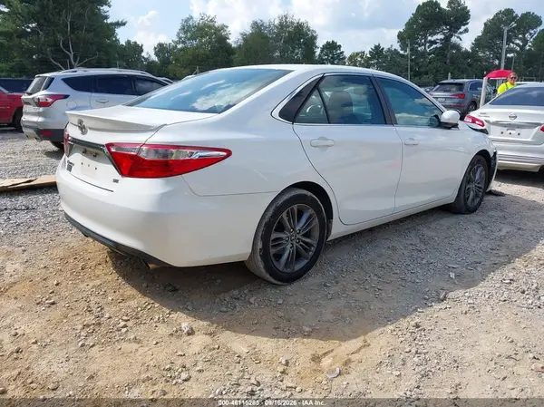4T1BF1FK0GU206858 — 2016 Toyota Camry, фото 4 с аукциона IAAI 12.10.2026, Передняя часть