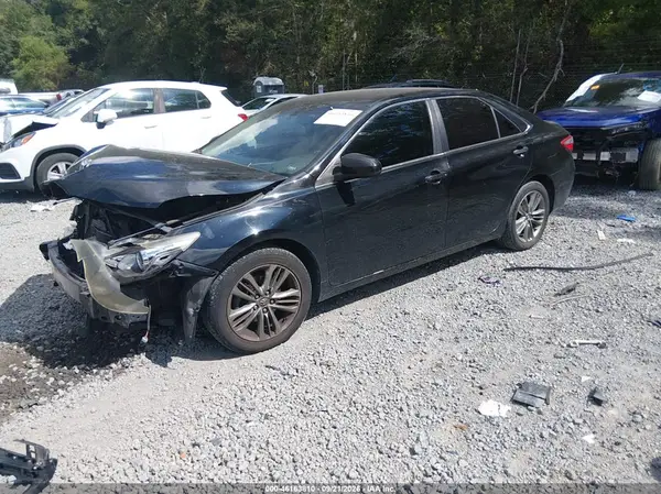 4T1BF1FK4GU247185 — 2016 Toyota Camry, фото 2 с аукциона IAAI, Передняя часть