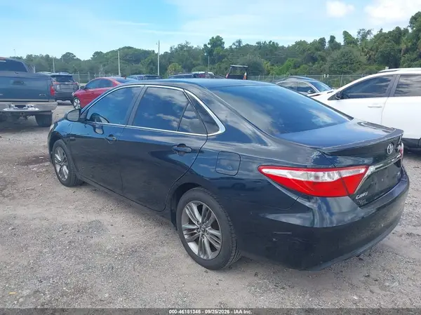 4T1BF1FK4GU258560 — 2016 Toyota Camry, фото 3 с аукциона IAAI, Левый бок
