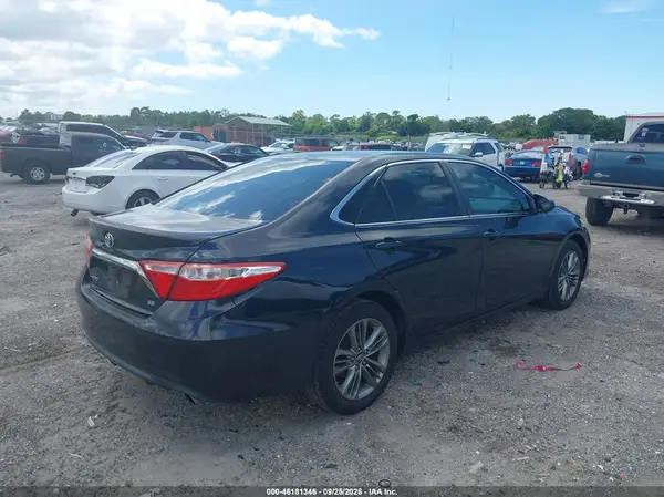 4T1BF1FK4GU258560 — 2016 Toyota Camry, фото 4 с аукциона IAAI, Левый бок