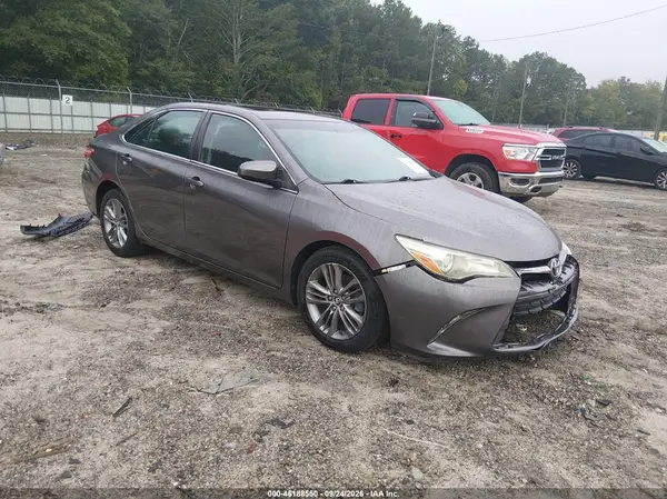 4T1BF1FK9GU128502 — 2016 Toyota Camry, Левый бок (Left Side), фото до ремонта