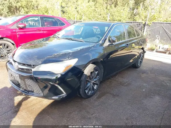 4T1BF1FK2GU217375 — 2016 Toyota Camry, фото 2 с аукциона IAAI, Передняя часть