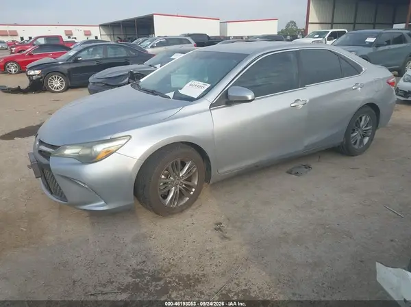 4T1BF1FK9GU118830 — 2016 Toyota Camry, фото 2 с аукциона IAAI, Правый бок