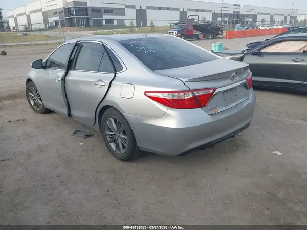4T1BF1FK9GU118830 — 2016 Toyota Camry, фото 3 с аукциона IAAI, Правый бок