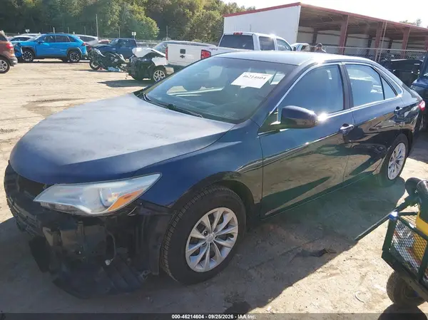 4T4BF1FK3GR555650 — 2016 Toyota Camry, фото 2 с аукциона IAAI, Передняя часть