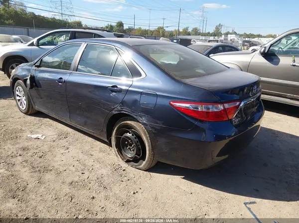 4T4BF1FK1GR563536 — 2016 Toyota Camry, фото 3 с аукциона IAAI 08.10.2026, Левый бок
