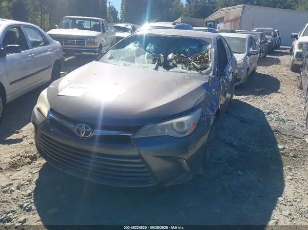4T1BF1FK6GU151901 — 2016 Toyota Camry, фото 2 с аукциона IAAI, Крыша