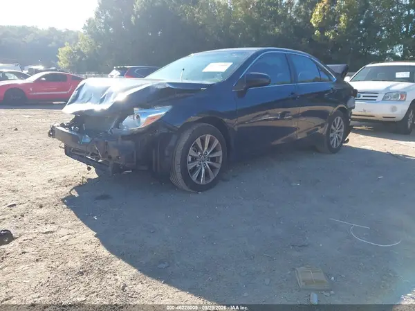 4T1BF1FK1GU515108 — 2016 Toyota Camry, фото 2 с аукциона IAAI, Передняя и задняя части