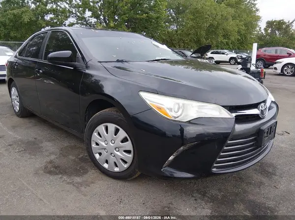 4T1BF1FK1HU669030 — 2017 Toyota Camry, Подтопление (Flood), фото до ремонта