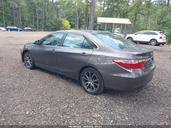 4T1BF1FK8HU383207 — 2017 Toyota Camry, фото 3 с аукциона IAAI 13.10.2026, Подтопление