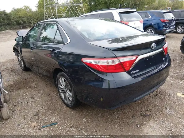 4T1BF1FK9HU356162 — 2017 Toyota Camry, фото 3 с аукциона IAAI 14.10.2026, Передняя часть